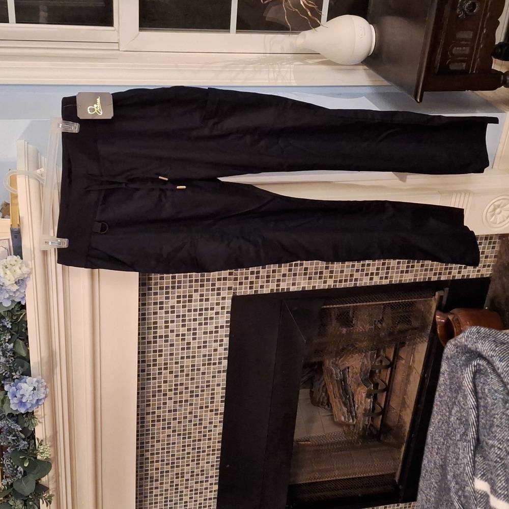 Jaanuu NWT black scrub pants